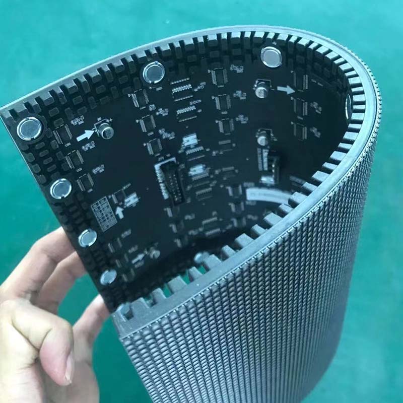 LED Flexible Display – Versatile and Dynamic - Image 3